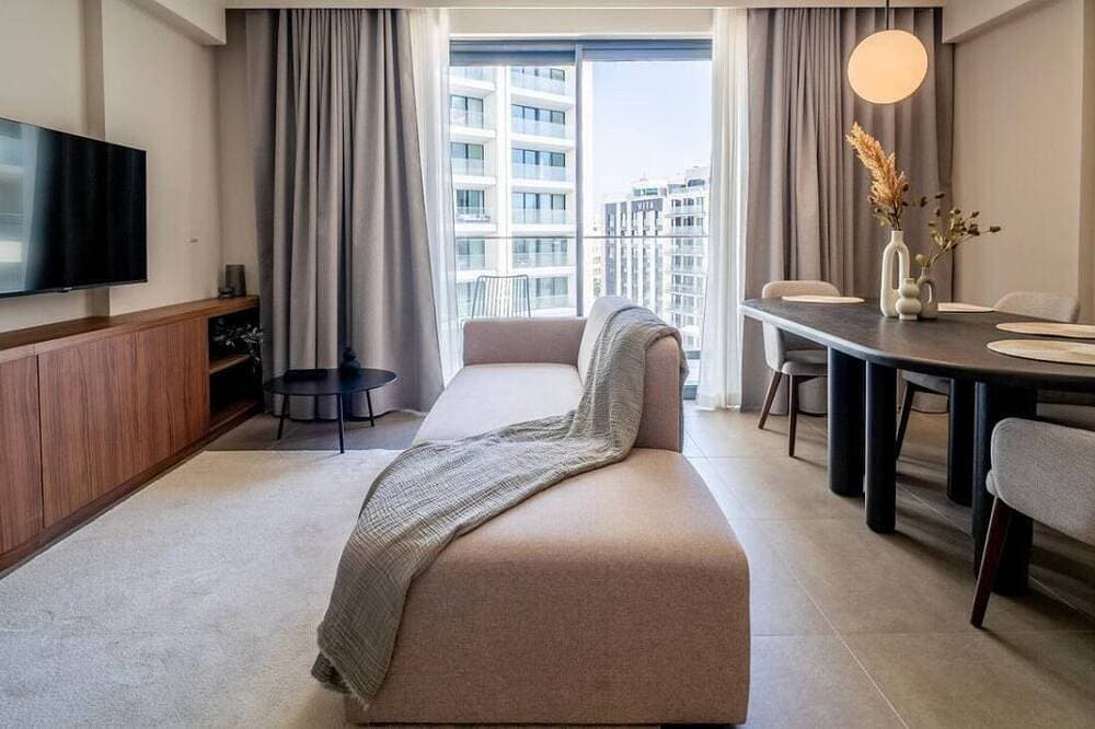 The Official Mercury Suites - Luxurious Apt w/WIFI 1