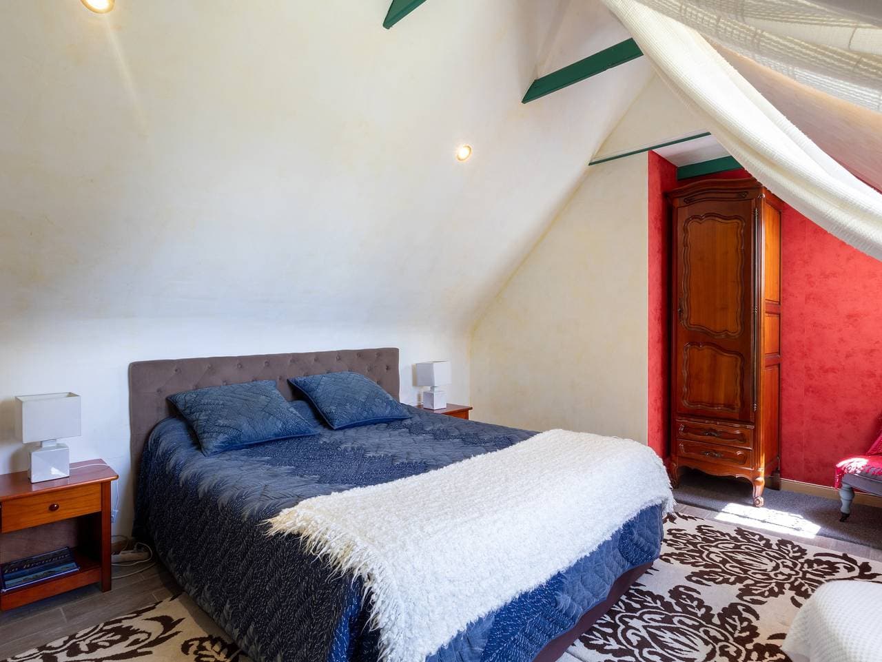 Foto 8 von 25: Gästezimmer 'Chambre Gaëllica' mit gemeinsamem Garten und WLAN