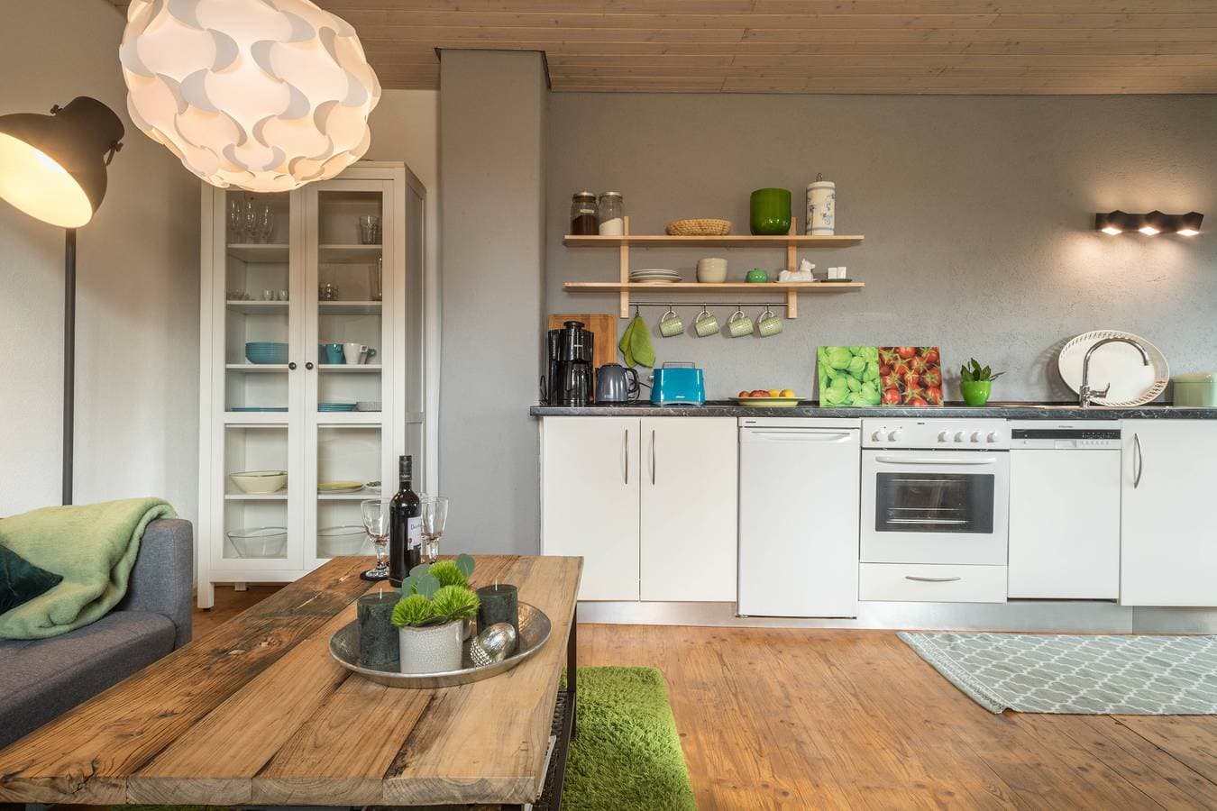 Foto 13 von 29: Ferienhaus 'Landlust-Karsee' mit Bergblick, privater Terrasse und WLAN