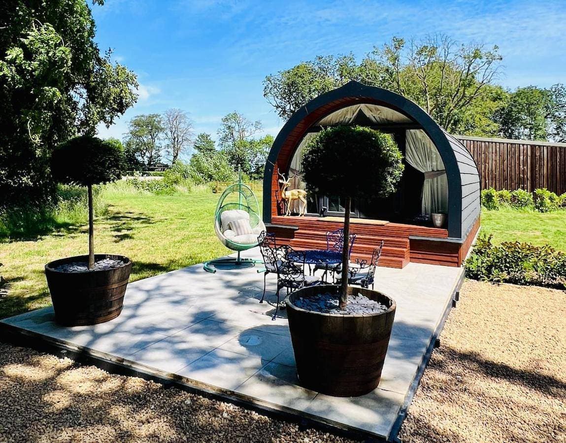 Riverbank Lodge 1