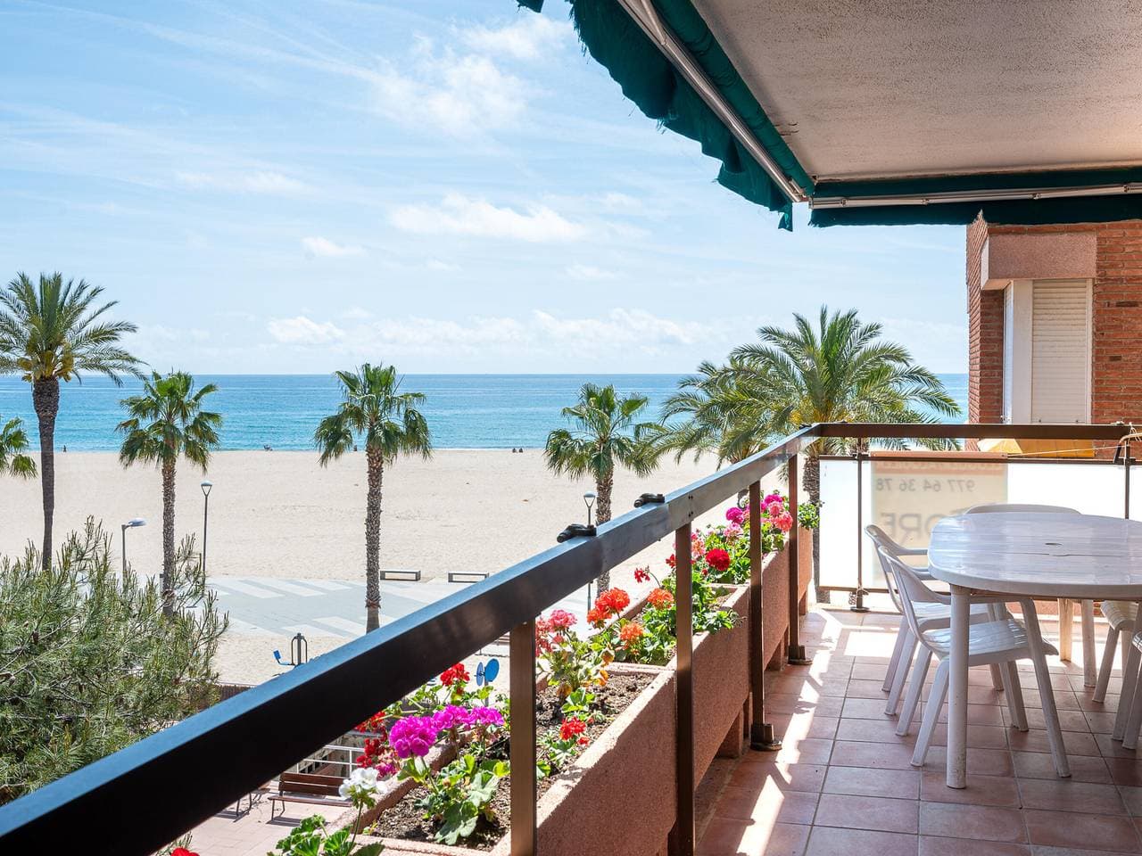 Foto 4 von 36: 3-Zimmer-Wohnung, Terrasse, Parkplatz, Klimaanlage, Meerblick