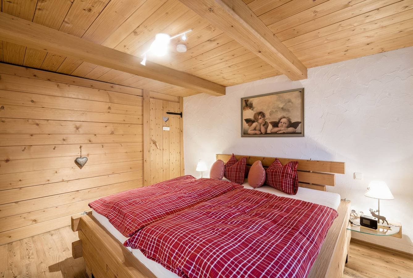 Foto 12 von 24: Ferienwohnung Zugspitze mit Terrasse, Bergblick und WLAN