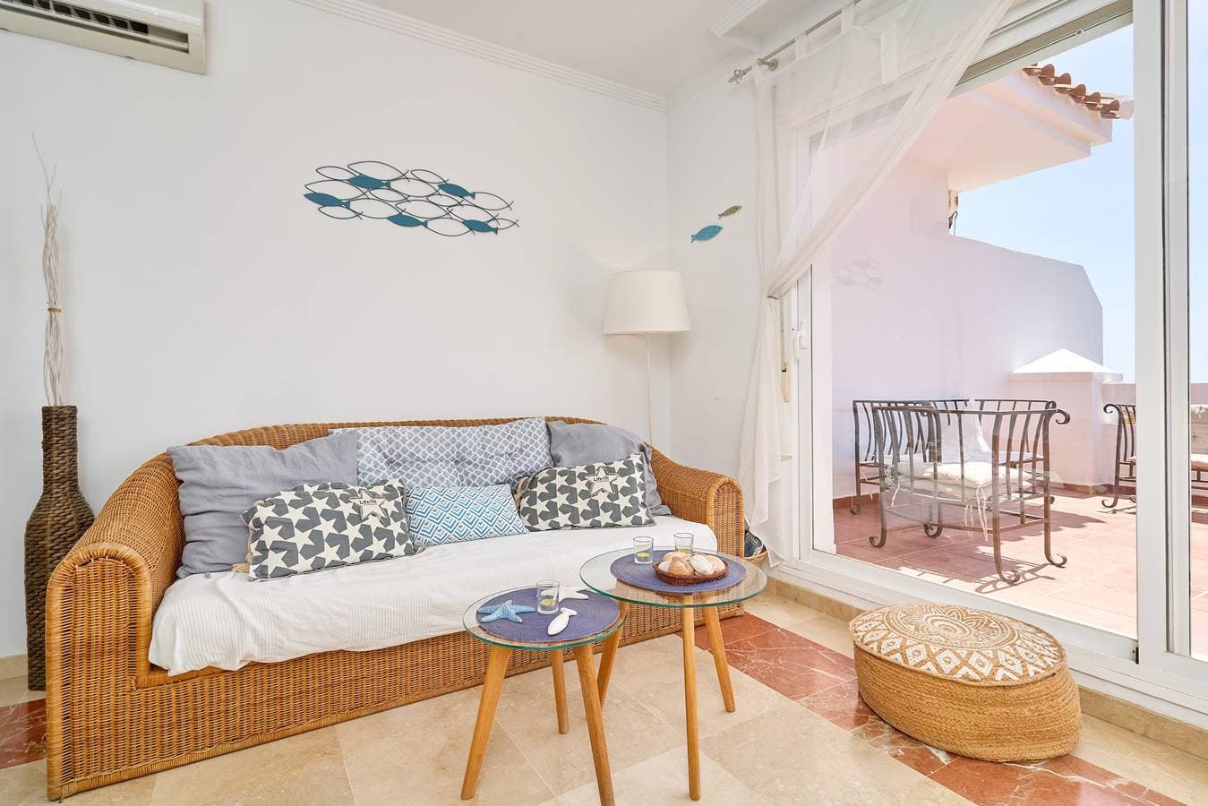 Foto 4 von 32: Ferienwohnung 'Siete Colores Rincón De La Victoria' mit Meerblick, Pool und privater Terrasse