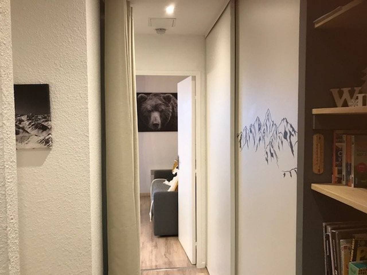 Foto 9 von 15: Studio-Kabine f. 5 Pers - Direkt an Pisten - Überdachter Parkplatz - Balkon