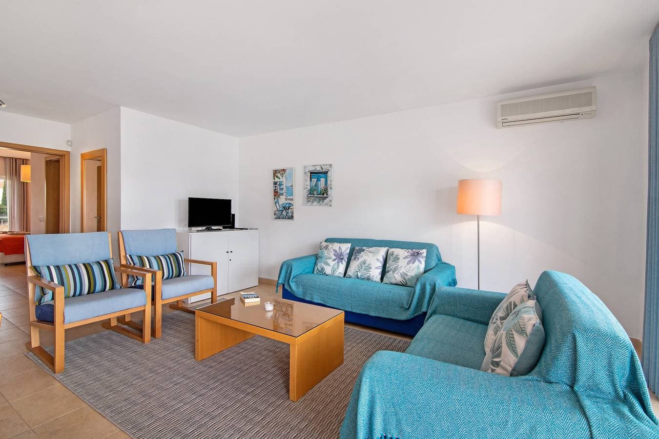 Foto 6 von 27: Ferienwohnung 'Costa Cabanas 62' nahe Strand mit Gemeinschaftspool & WLAN