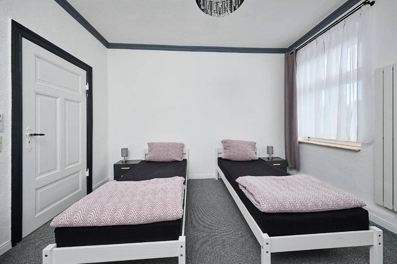 Foto 4 von 22: Double Room with Private Bathroom