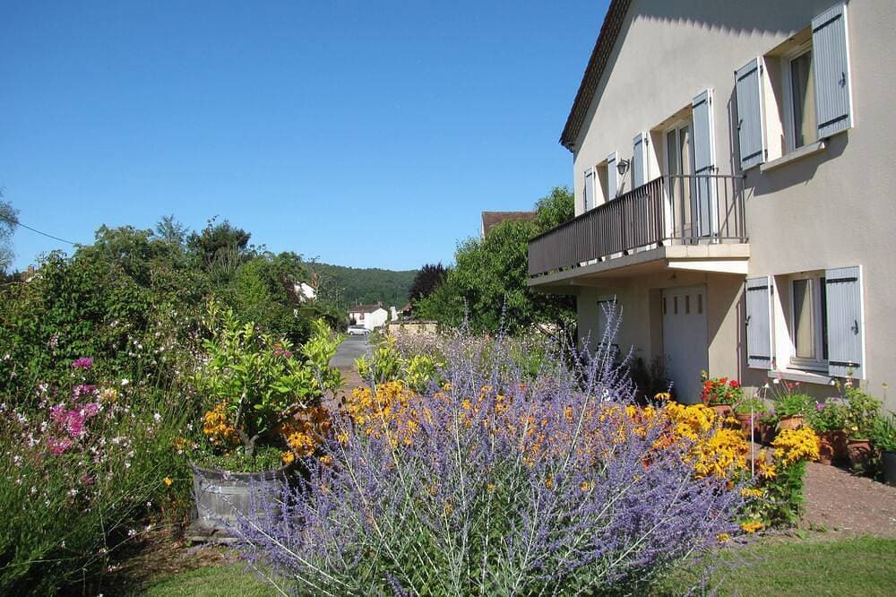 Im Perigord Noir Le Bugue Villa \"eingestuftes 3 ***\" in einem zur Schau getragenen und geblühten G... 1