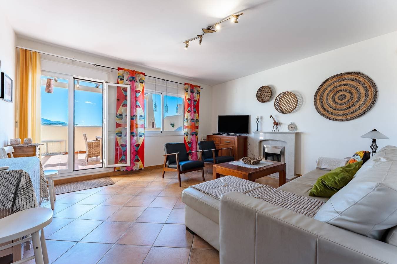 Foto 4 von 23: Apartment 'Las Terrazas' mit Meerblick, WLAN und Klimaanlage