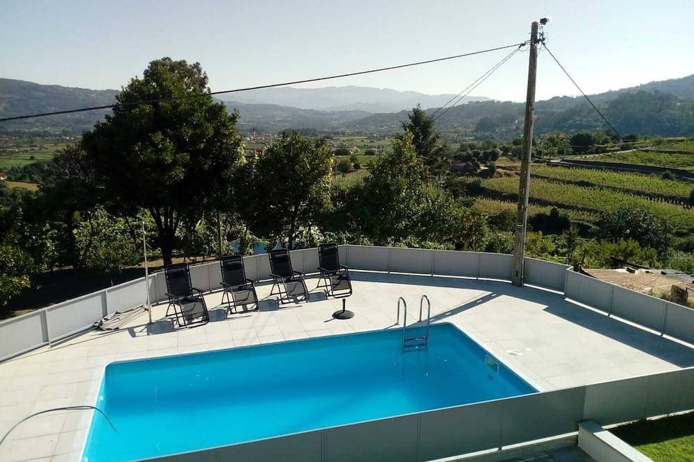 Walnut House with Private Pool 1
