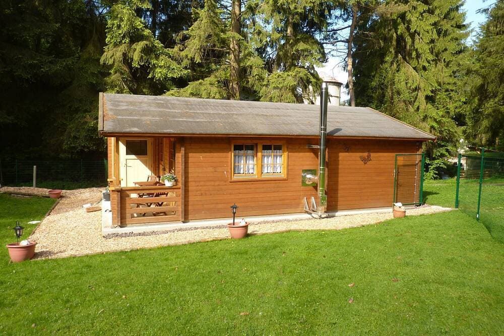Foto 5 von 19: Holz-Blockhaus für vier Personen mit Terrasse