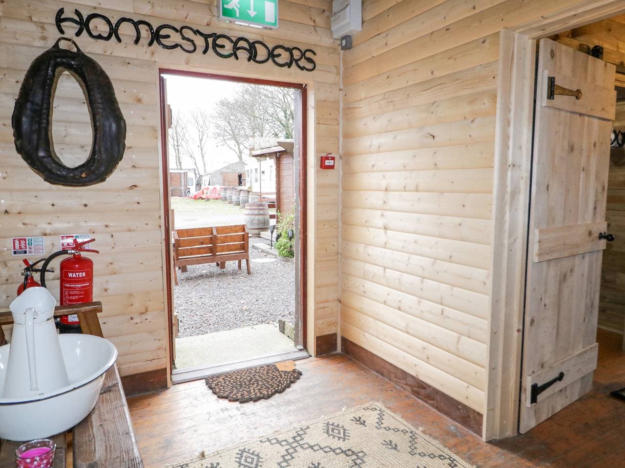 Foto 11 von 17: Lodge für 2 Personen mit Garten