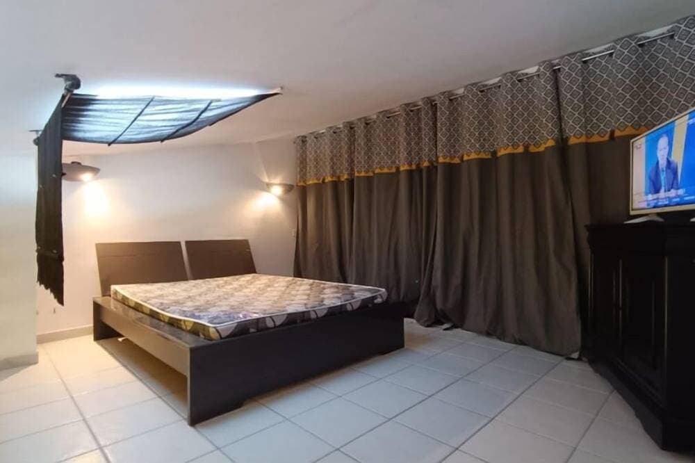 Foto 3 von 30: Borgo, Korsika – 75 m² große Ferienvilla mit direktem Strandzugang