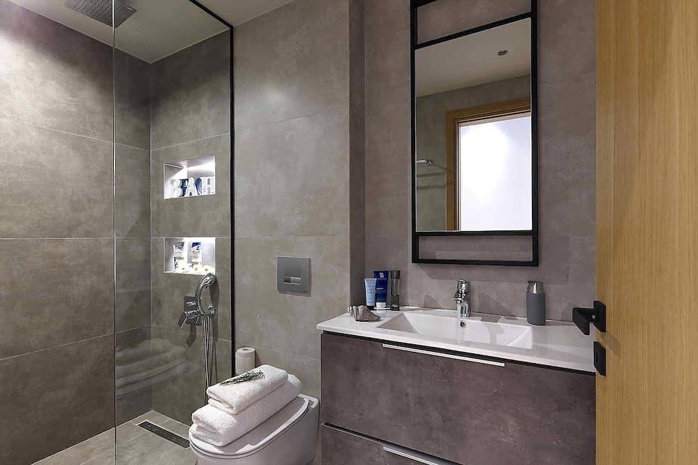 Foto 10 von 30: Neu Seafront Apartment, familienfreundlich, ruhig und zentral mit Infinity-Pool