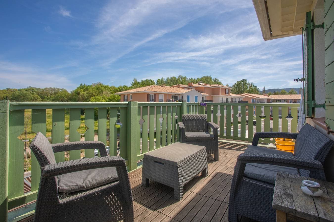 T3 au calme avec terrasse 1