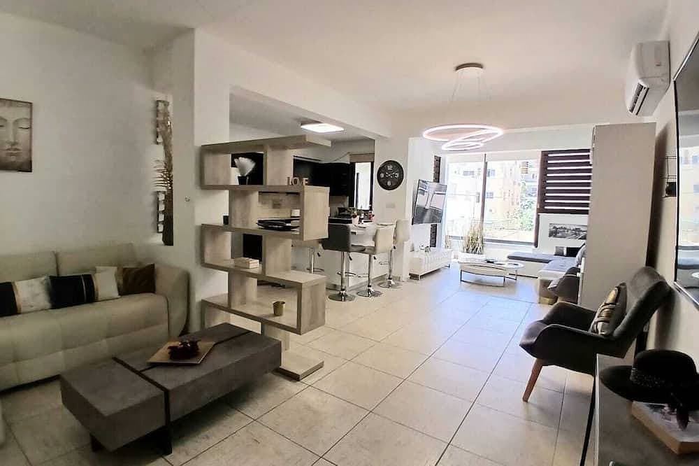 Foto 12 von 26: Charming 2-bedroom apartment in Larnaca with WiFi and AC