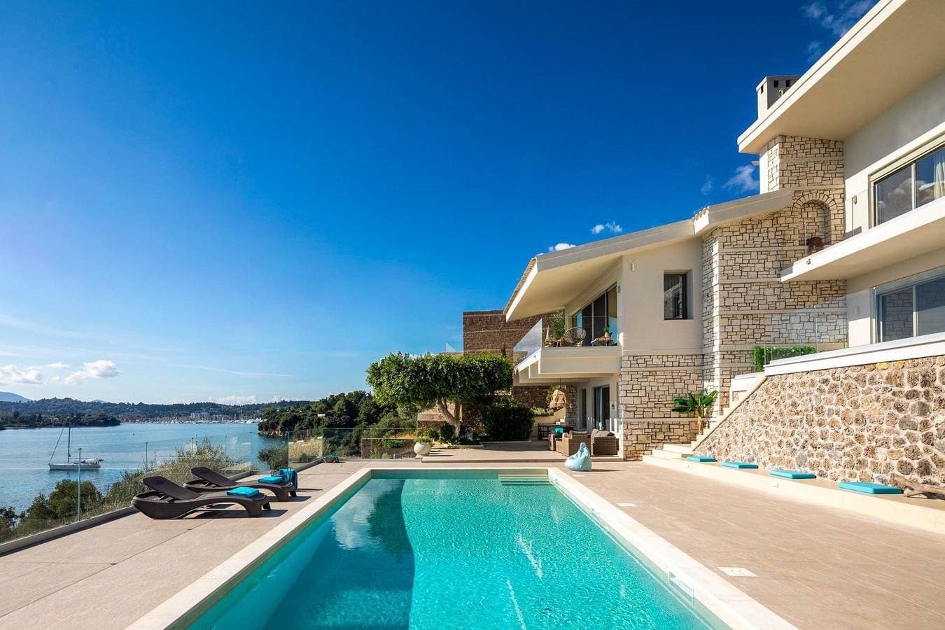 Foto 11 von 60: Villa für 10 Personen mit Pool