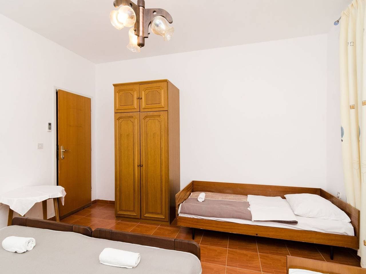 Foto 3 von 15: Guest House Kiko - Triple Room