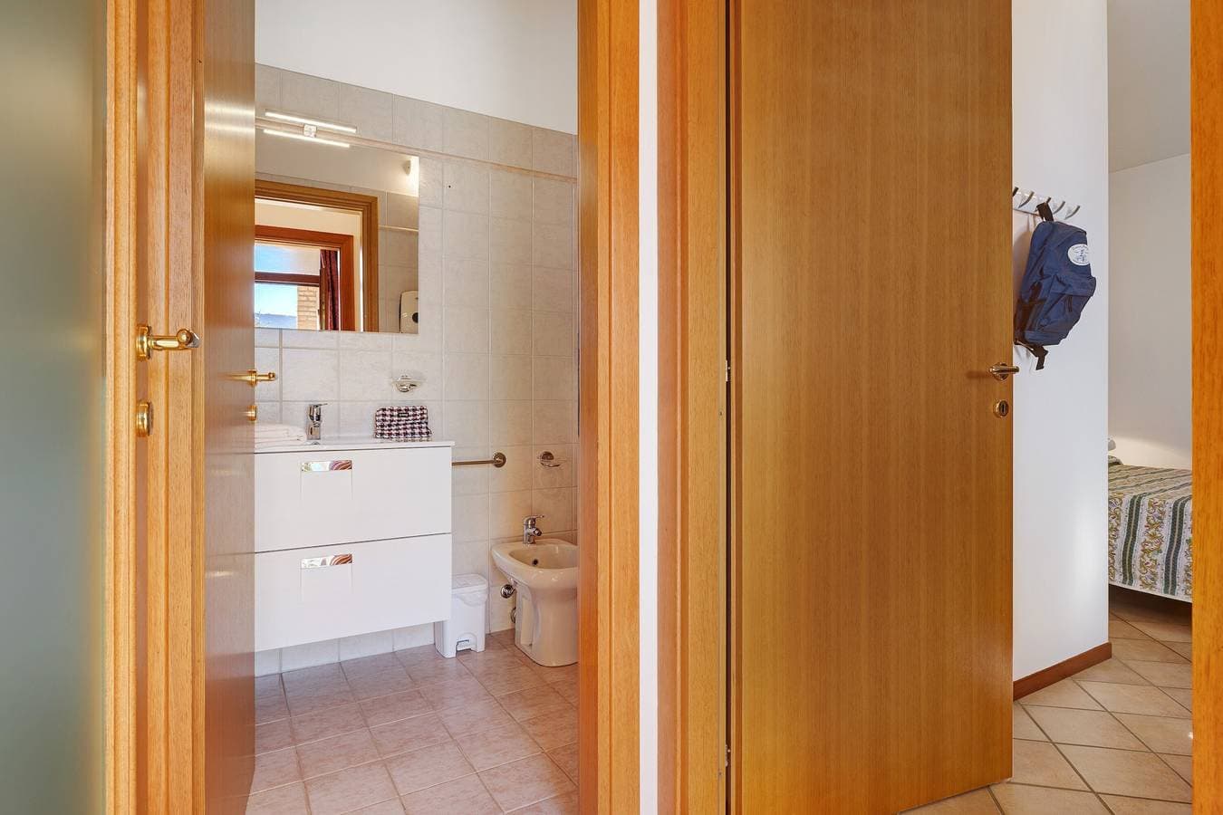 Foto 8 von 39: Ferienwohnung 'Rustico Spagnol 2' mit Seeblick, Pool und WLAN