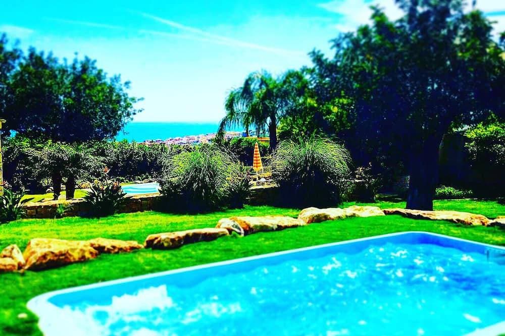 Einzelvilla mit privatem Pool und herrlichem Meerblick 1