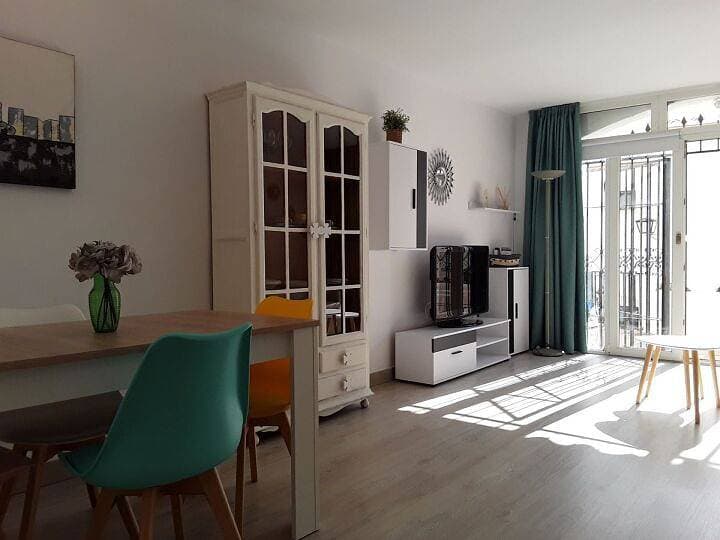 Foto 8 von 19: Ferienwohnung für 3 Personen mit Pool