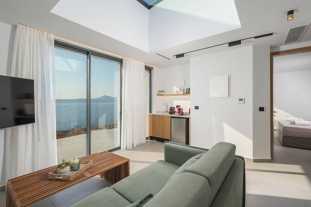 Astelia Luxe Retreat 1