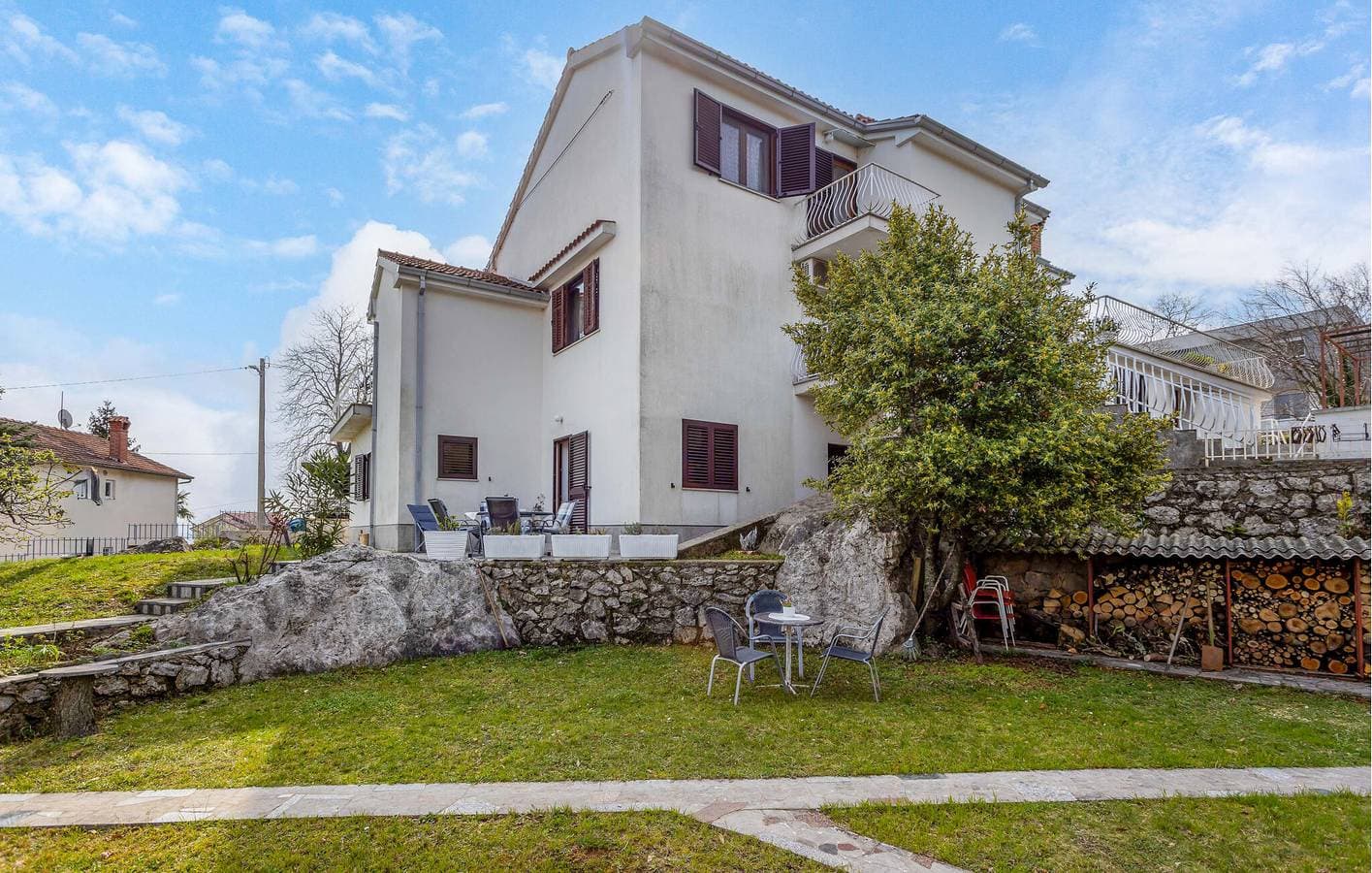 Foto 3 von 25: Gemütliche Ferienwohnung am Meer mit Terrasse und WLAN, 2,5 km vom Hundestrand entfernt