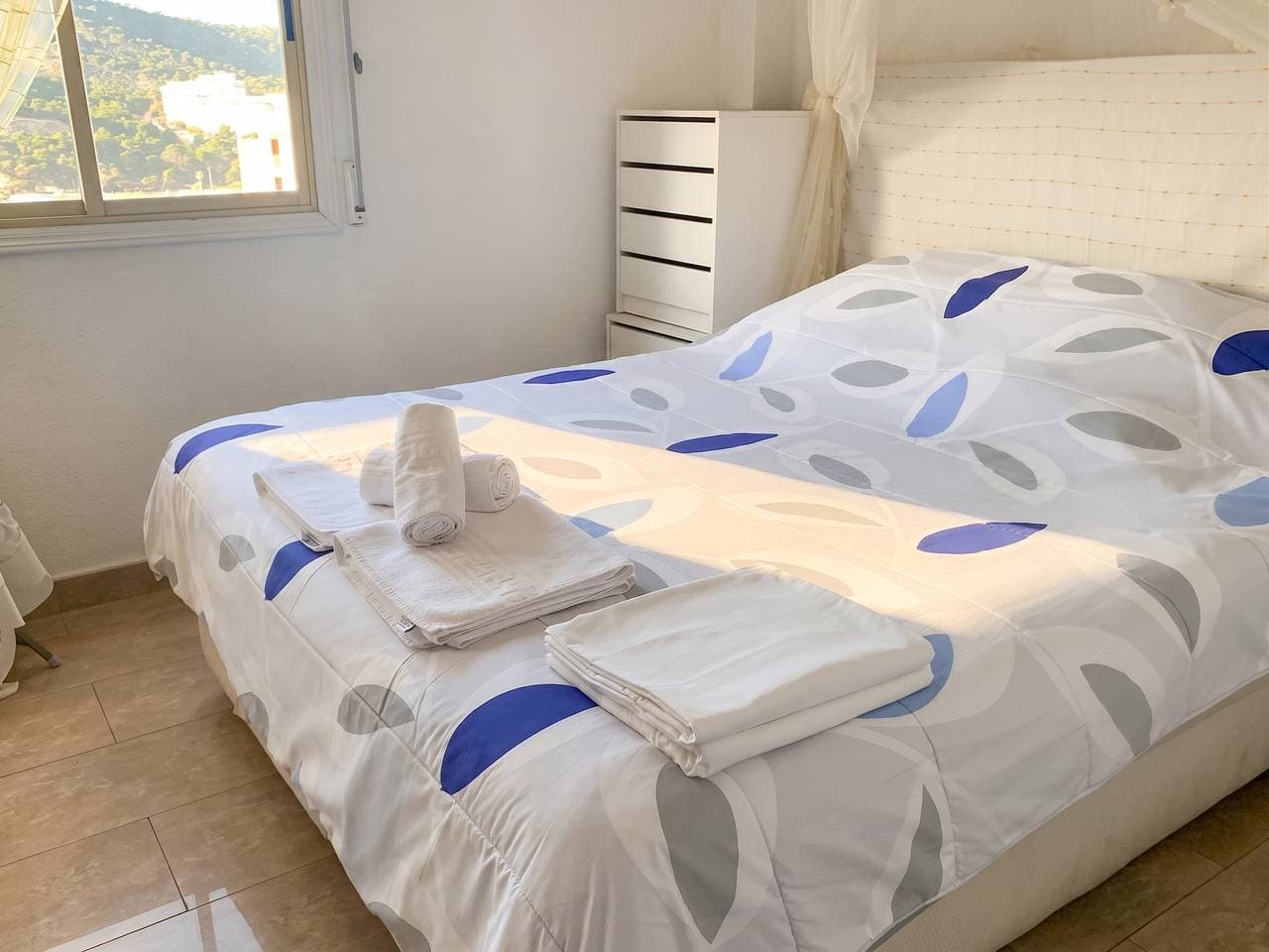 Foto 4 von 20: Moderne Wohnung in Finestrat, 50 m² mit Gemeinschaftspool