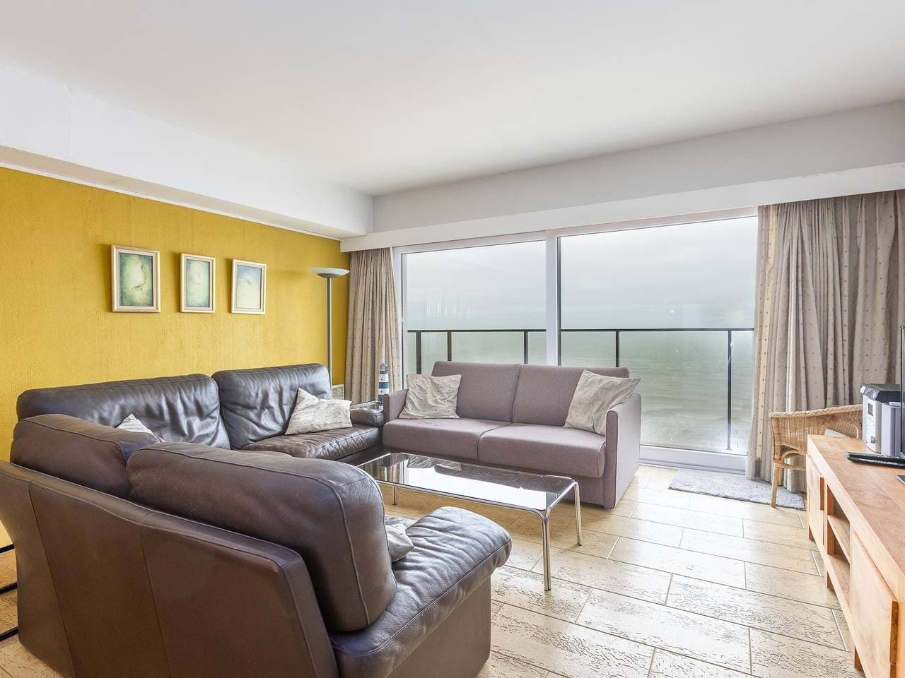 Apartment im 9. Stock mit Meerblick 1