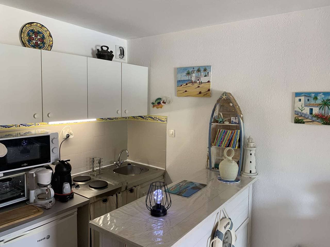 Foto 3 von 10: Studio in Pin Rolland, Strand und Geschäfte zu Fuß erreichbar