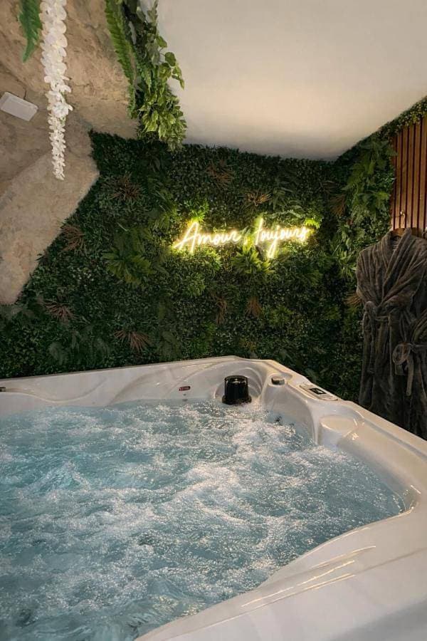 Parenthèse bien être - Studio Spa plages du débarquement 1
