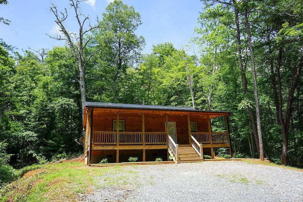 Foto 3 von 14: Hütte im Wald - Beauiftul Neue Hütte