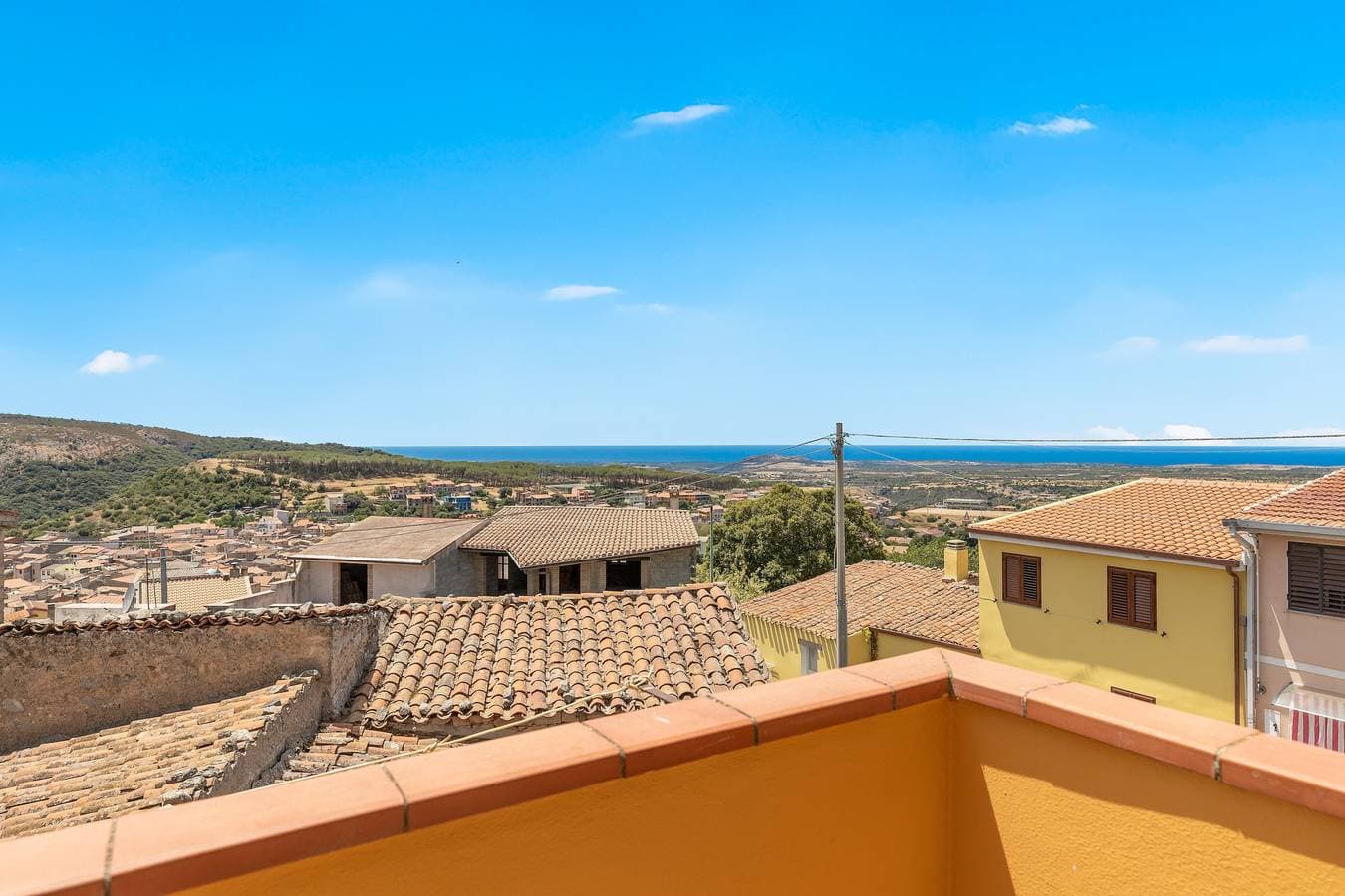 Foto 3 von 25: Ferienhaus 'Mari E Monti' mit Meerblick, WLAN und Klimaanlage