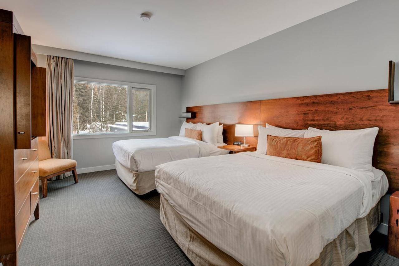 Foto 7 von 11: Standard Room with Two Double Beds