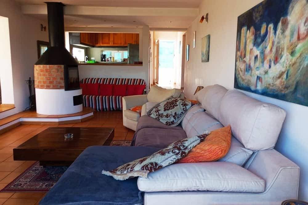 Foto 9 von 25: Villa mit privatem Whirlpool und Meerblick