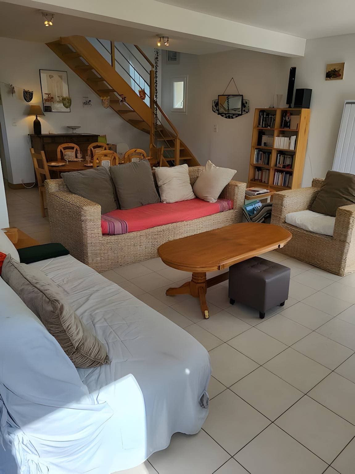 Foto 5 von 28: Ferienhaus „Les 3 Mésanges“ mit privater Terrasse, Garten und WLAN