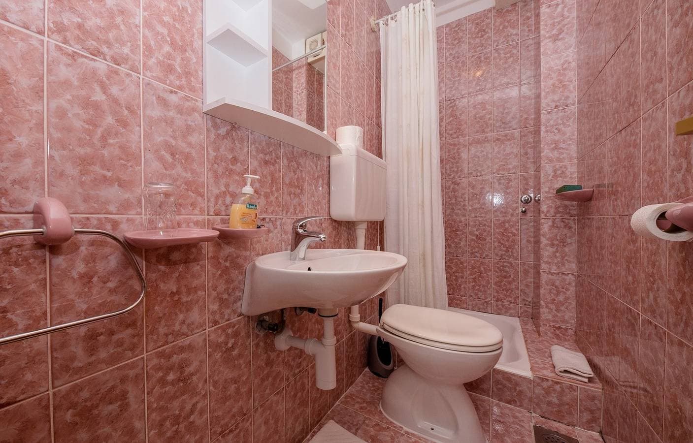 Foto 10 von 15: Dreibettzimmer Marijana Kampor S5 auf der Insel Rab