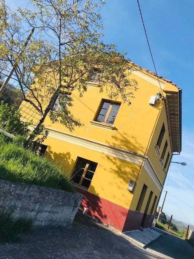 Foto 3 von 46: Four-Bedroom House