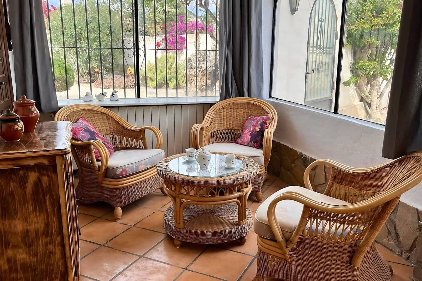 Foto 3 von 79: Villa für 6 Personen mit Terrasse