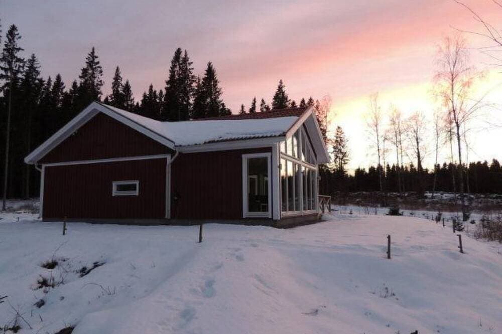 Foto 9 von 30: Modernes Haus mit hellem Dekor, mit Blick auf den See