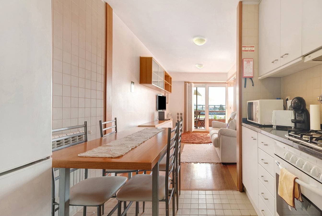 Foto 8 von 21: Ferienwohnung 'Solmar' mit Meerblick, Balkon und WLAN