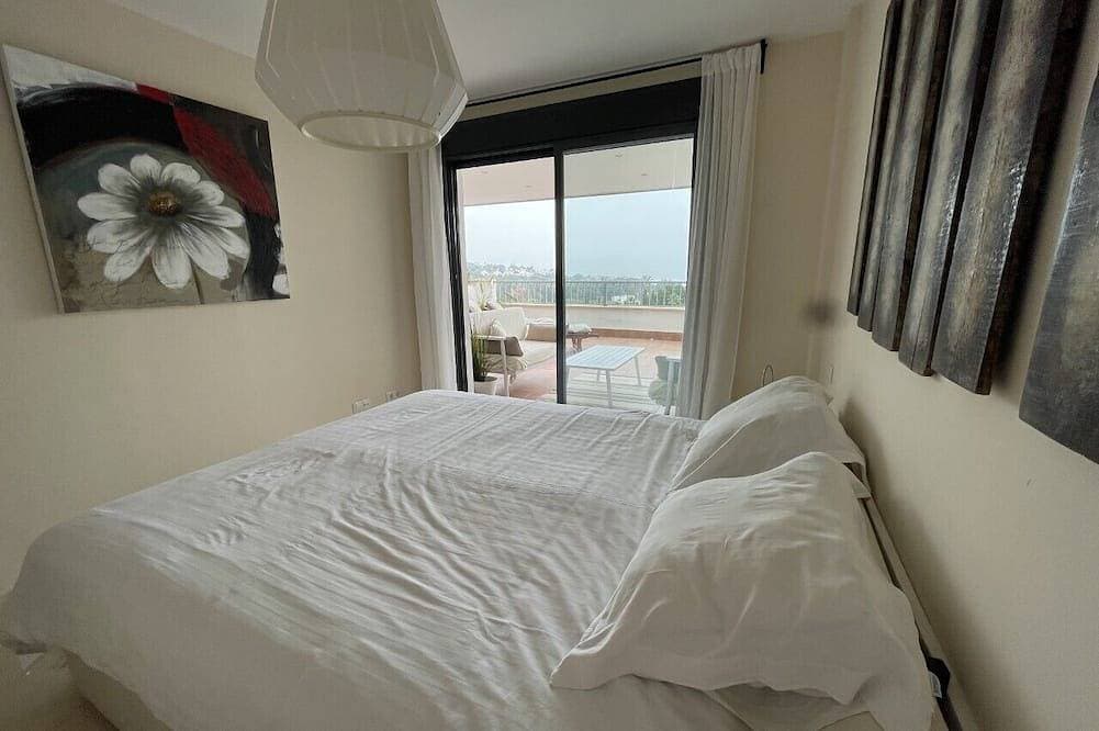 Foto 5 von 30: Dona Julia sea and golf view apartment
