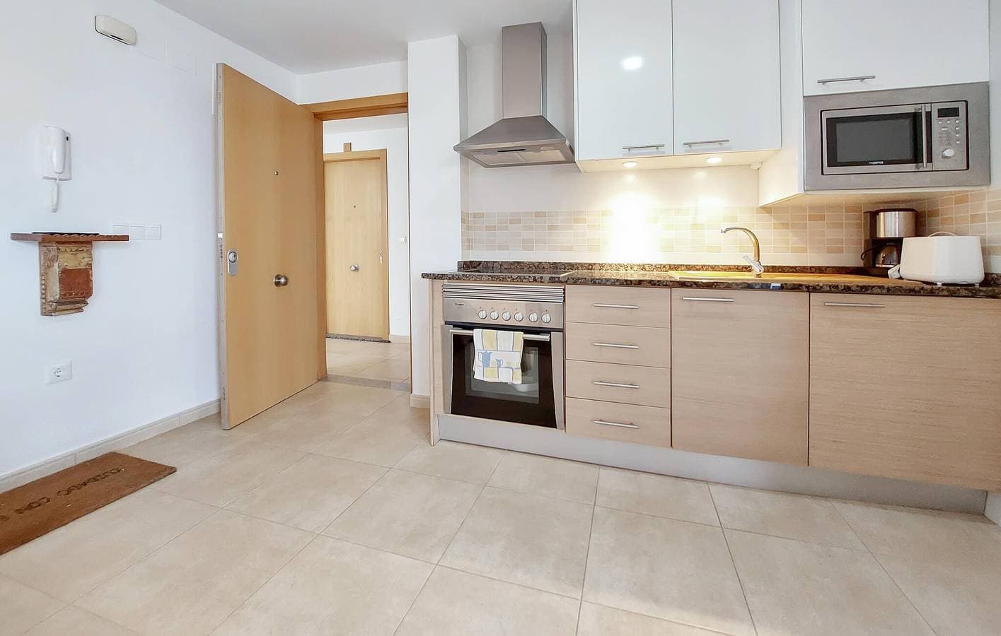 Foto 6 von 15: Apartment mit Meerblick, Parkplatz, Terrasse und AC