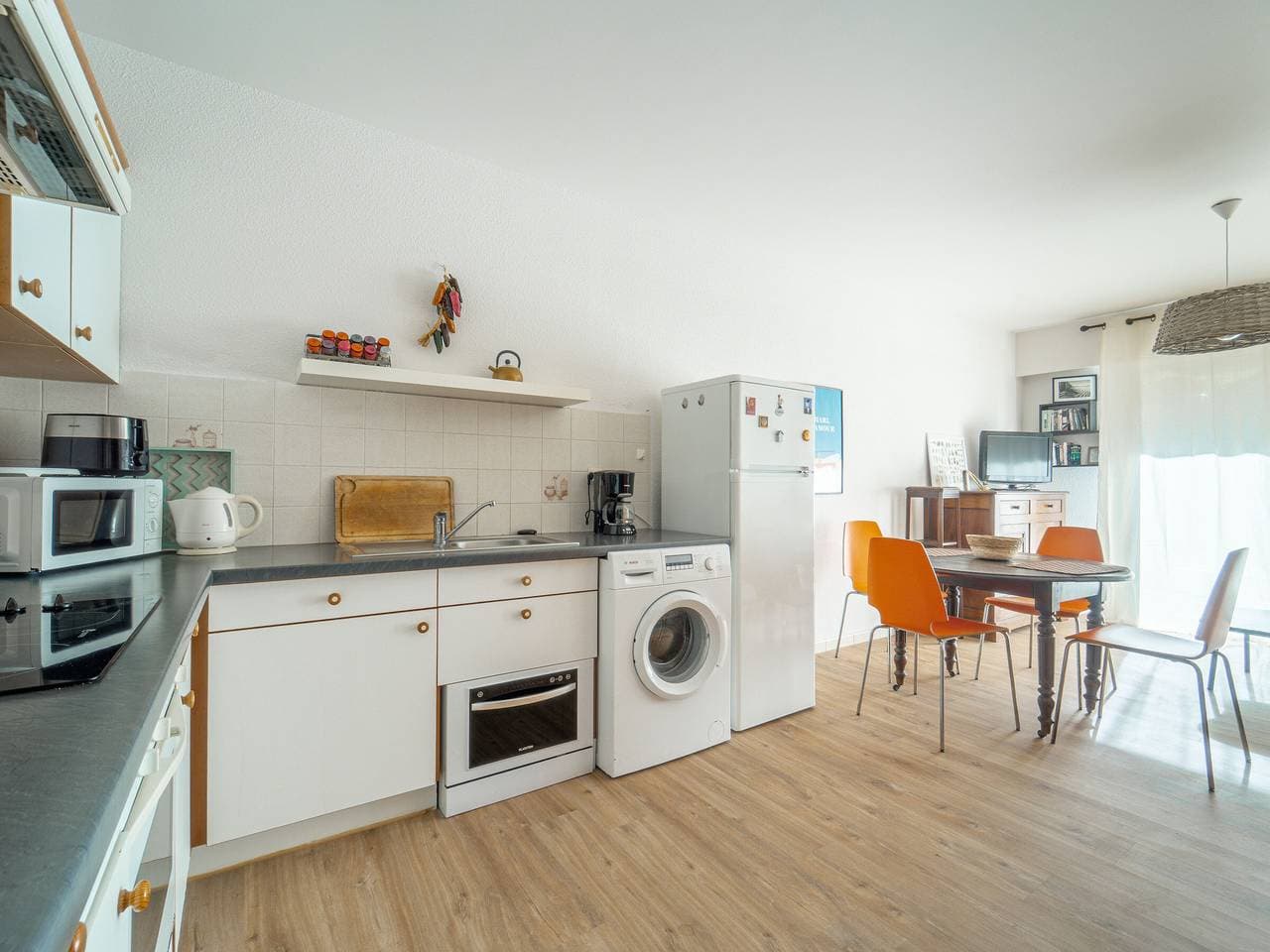 Foto 4 von 15: Mimizan Strand T2 mit Terrasse und Parkplatz in der Nähe des Ozeans