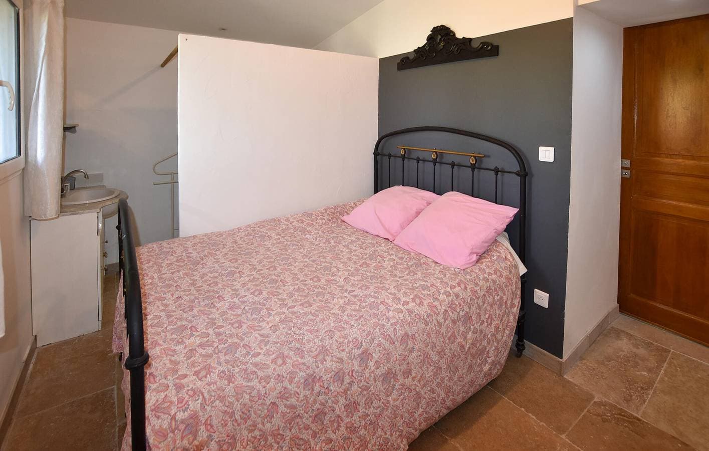 Foto 13 von 20: Geräumige 120 m² große Wohnung mit Klimaanlage und Parkplatz in der Nähe von Montagnac-Montpezat
