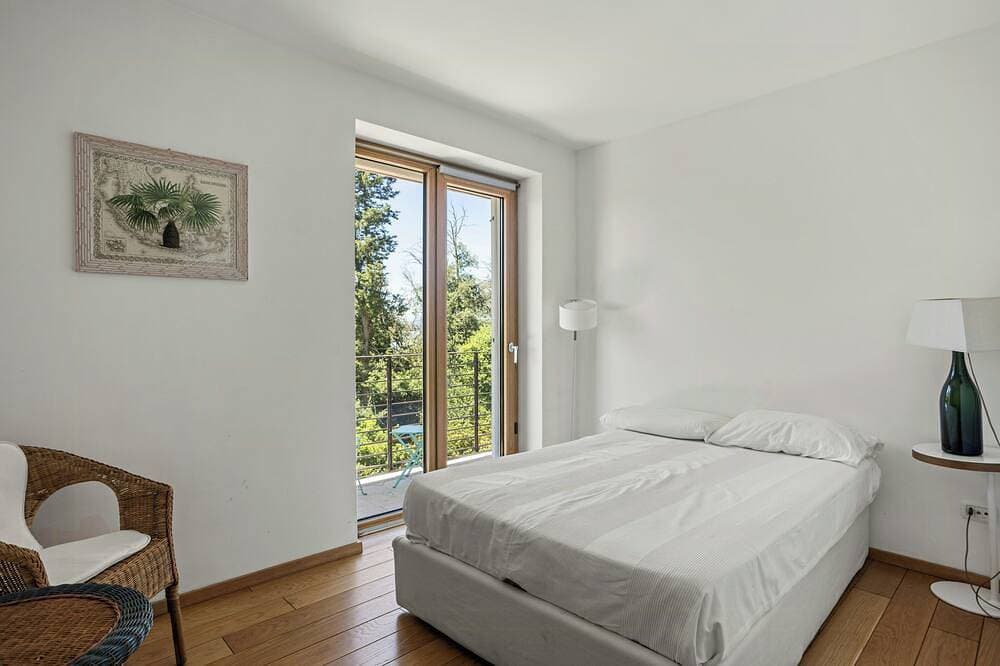 Foto 3 von 30: Villa am Bracciano-See mit Privatstrand