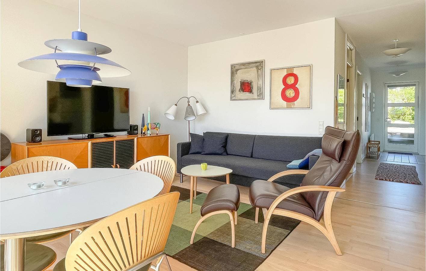 Foto 3 von 22: Ferienwohnung für 4 Personen mit Terrasse