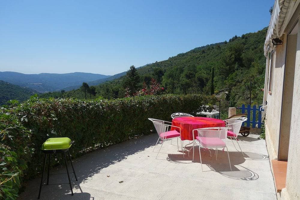 Villa mit ruhigem Pool 15 km von Nizza entfernt mit Terrasse, außergewöhnliche Aussicht 1