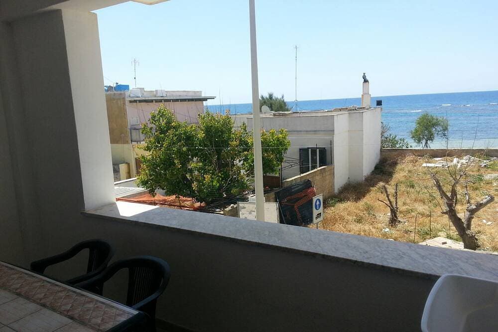 Foto 11 von 12: Casa del Sole 2 in Torre Pali, 20 Meter vom Strand entfernt