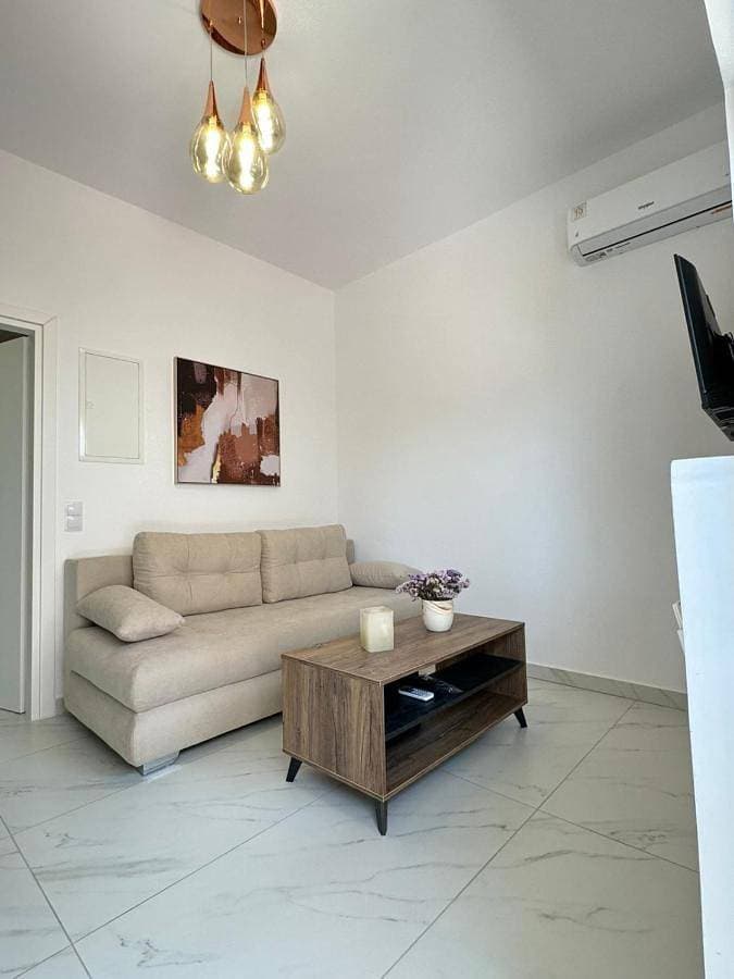 Sofia Home 1