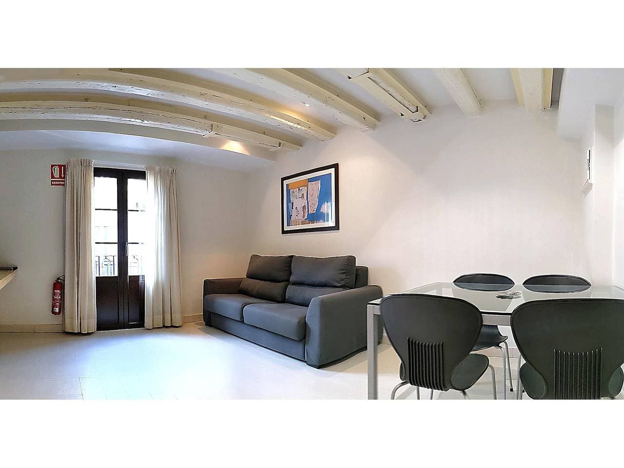 Foto 3 von 22: Classbedroom Gothic Las Ramblas 4